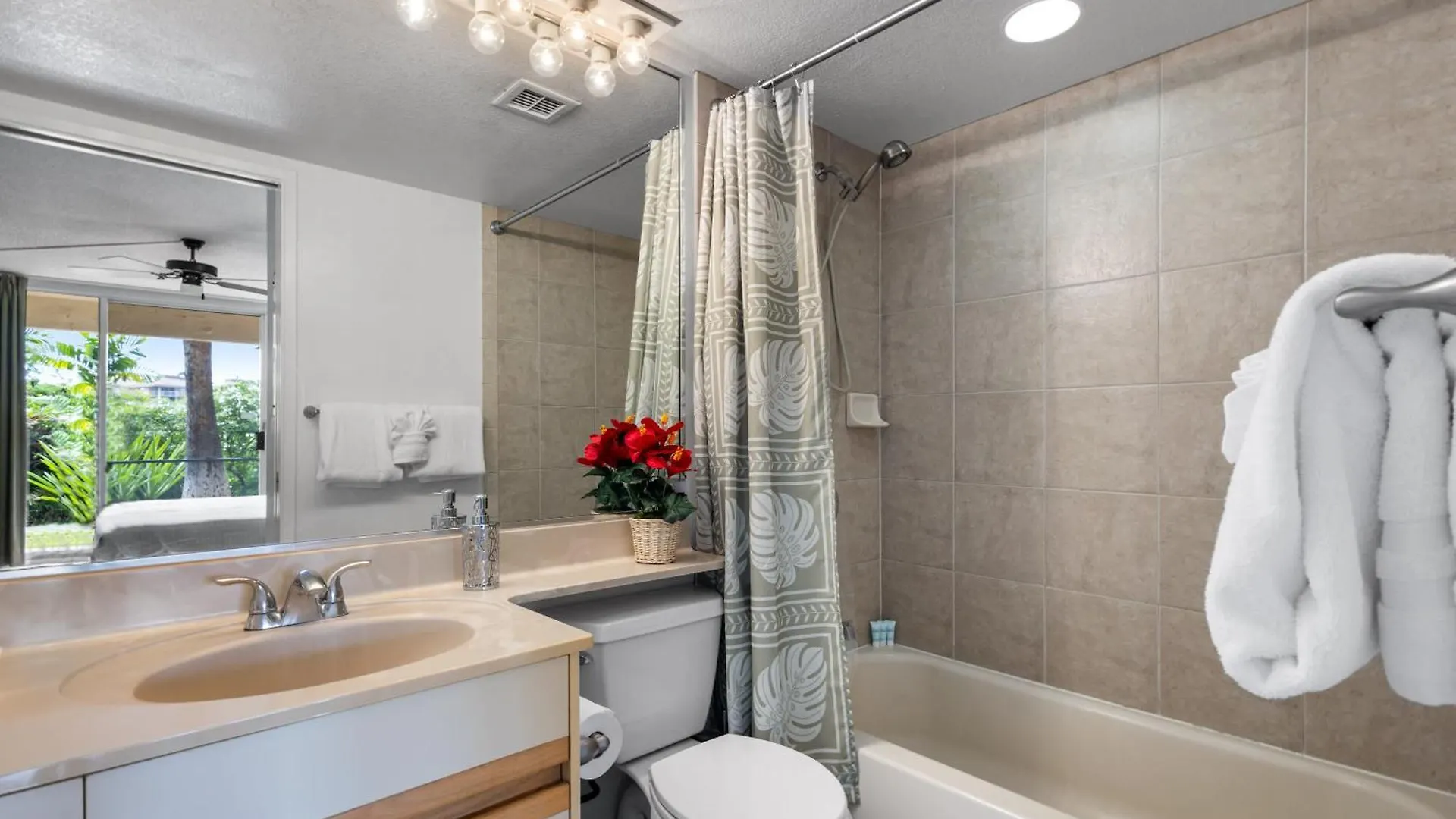 Holiday home Charming & Updated Maui Banyan 2 Bath Wailea
